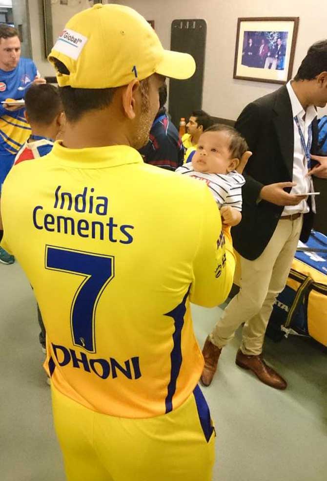 Dhoni with Ziva in the CSK dressing room