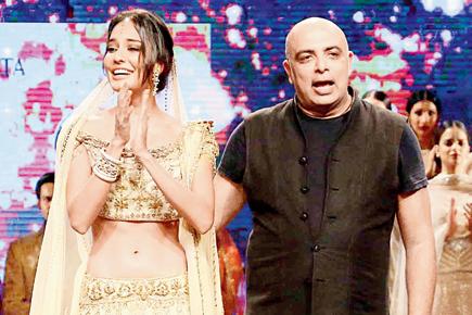 Lisa Haydon walks the ramp at India Bridal Fashion Week