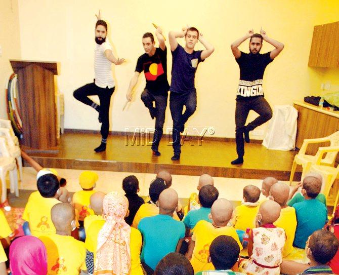 Australian indigenous dance troupe, Kuma Kaaru performs at a workshop for cancer affected children at  St Jude Child Care Centre India Cancer Society  at Parel.  Pic/Shadab Khan