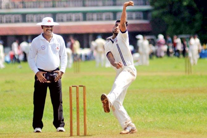 SPY’s Meghan Pednekar bowls against Young Mohammedan at Azad Maidan on Saturday. Pic/Atul Kamble