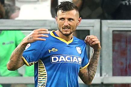 Udinese's Thereau stuns Juventus in Turin opener