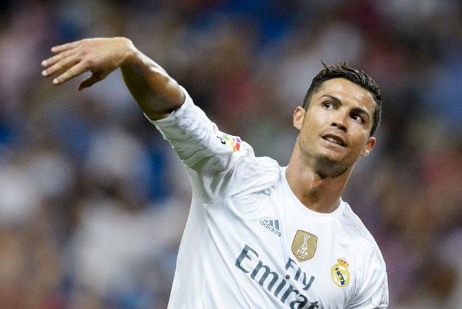 Ronaldo sends signed Real Madrid shirt to Nepal earthquake victim