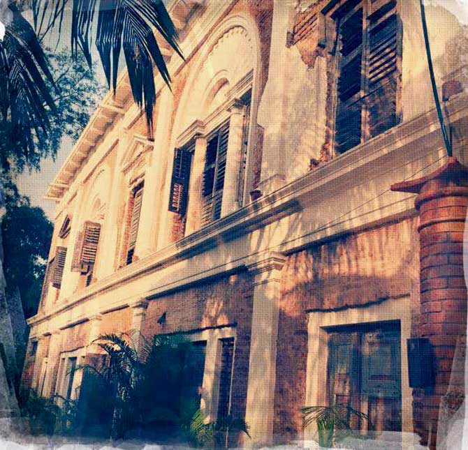 Bowali Rajbari, a heritage home on the outskirts of Kolkata, that Khanna helped Rawla run