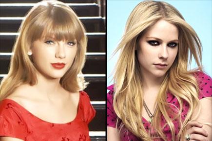 Taylor Swift, Avril Lavigne perform together