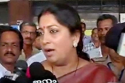 Youth Congress workers show black flags to Smriti Irani, arrested