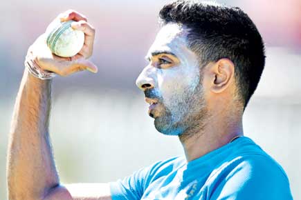 Ranji Trophy: Dhawal Kulkarni turns opening batsman