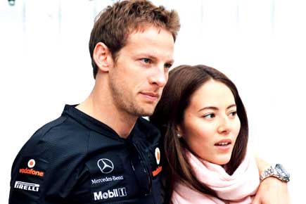 Jenson Button's French home burgled