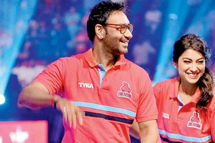 'Bad dancer' Ajay Devgn shakes a leg for buddy Abhishek Bachchan