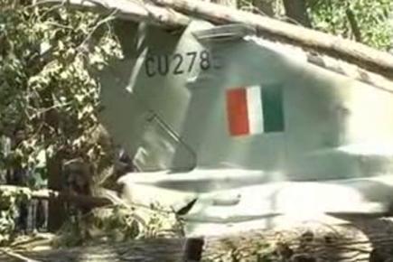 Army helicopter crashes in J&K, pilot safe