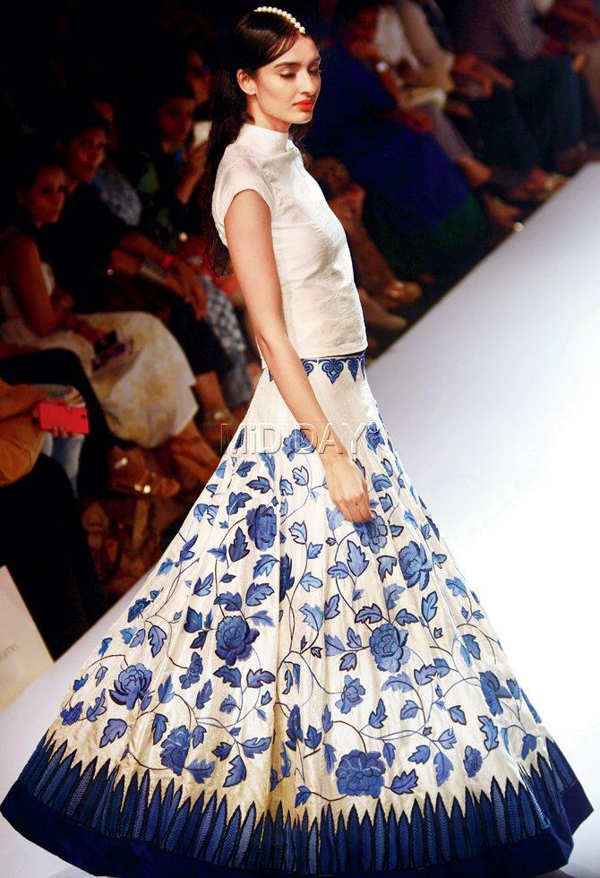 A model wears a blue and white embroidered gara skirt by Ashdeen Lilaowala.  PIC/BIPIN KOKATE 