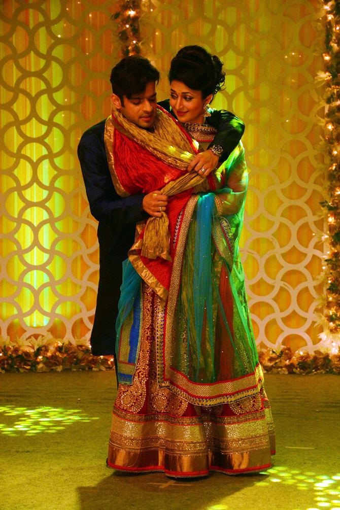 Karan Patel, Divyanka Tripathi shoot for a romantic dance number for 