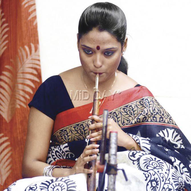 Namrata Gaikwad plays the shehnai at a recent performance in Mumbai. Pic/Bipin Kokate