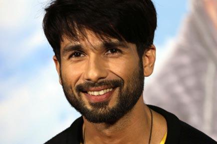 Shahid Kapoor sent a handwritten note and gift to this actress!