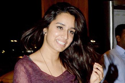 Shraddha Kapoor suffering from food poisoning
