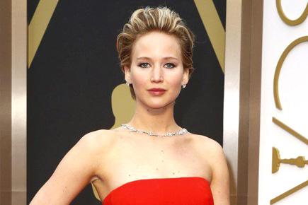 Jennifer Lawrence 'would love to see' Amy Schumer win Golden Globe