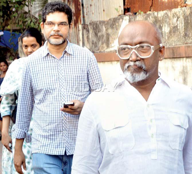 Bose Krishnamachari, seen here at Hema’s funeral, said Chintan and Hema were working towards an out of court settlement. Pic/Sayed Sameer Abedi