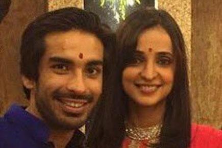 TV actors Sanaya Irani and Mohit Sehgal get engaged