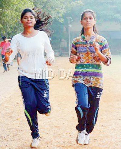 Laxmi (left) and Rupali (right) train for the half marathon. They need to raise  R 50,000 each to be able to participate in the event on January 17. PIC/URJA TRUST