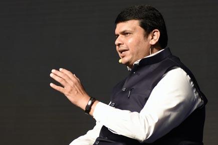Farmer suicides: Cong counsels Fadnavis to undergo 'counselling'