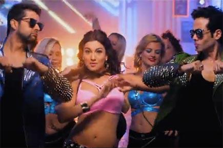 Gauahar Khan sizzles in 'Jawaani Le Doobi' song from 'Kyaa Kool Hain Hum 3'