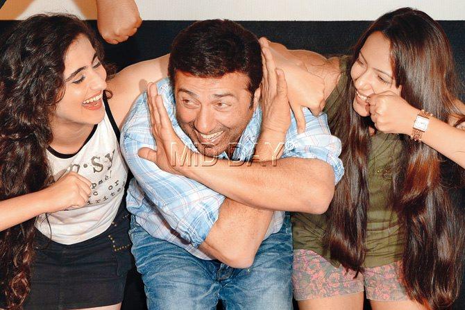 From left: Diana Khan, Sunny Deol and Aanchal Munjal at one of their film’s events. pic/satej shinde