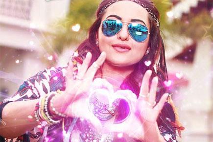 Watch! Sonakshi Sinha's debut single 'Aaj Mood Ishqholic Hai' is out