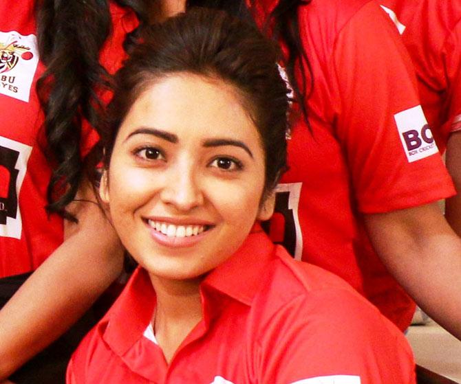 Asha Negi