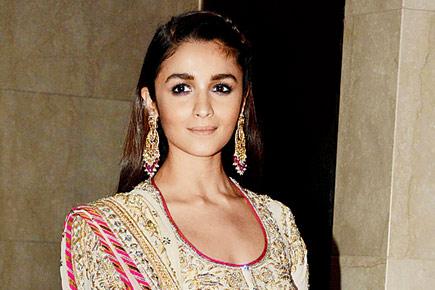 Here's what Alia Bhatt has to say about her film with SRK