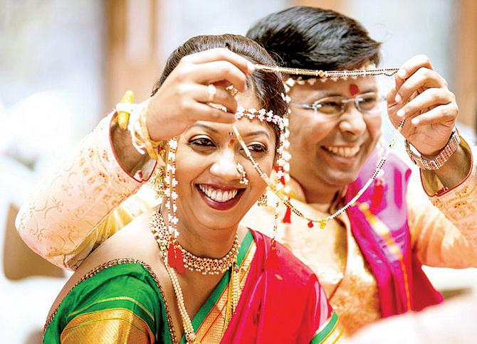 A Maharashtrian wedding in progress