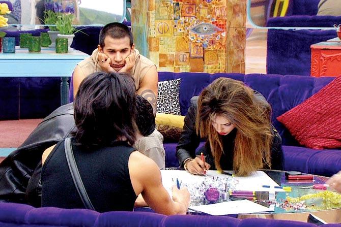 Prince and Gizele Thakral making greeting cards for Salman