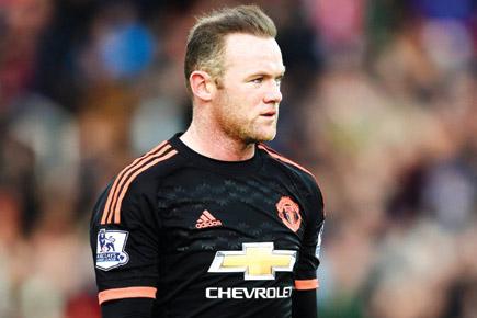 EPL: Louis van Gaal drops Wayne Rooney in 0-2 defeat