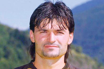 Former Newcastle 'keeper Pavel Srnicek passes away after heart attack