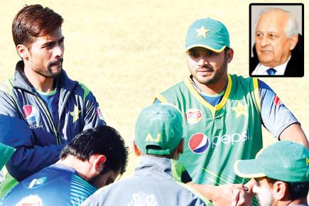 Azhar Ali offers to resign as ODI skipper, PCB chief convinces him to stay on