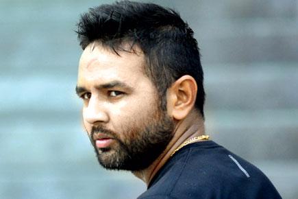 Ranji Trophy: Parthiv Patel willing to play through pain for gain
