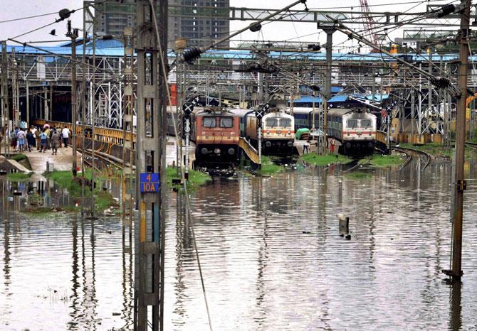 Chennai floods: 96 trains cancelled on Friday as major tracks remain submerged