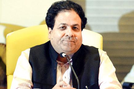 Star, Chettinad among 21 to buy IPL bid document