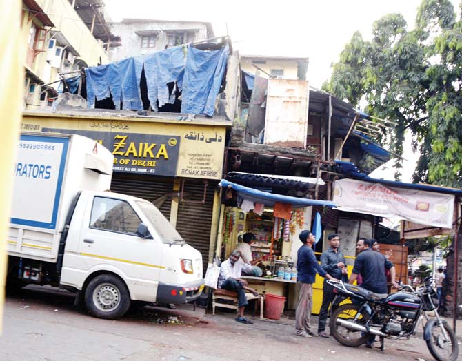 Hotel Rounaq Afroz at Pakmodia Street, which was later rechristened Delhi Zaika, currently lies in a dilapidated condition. File pic