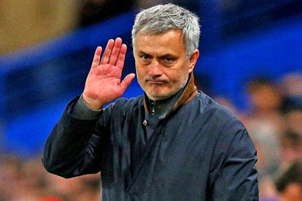Chelsea sack coach Jose Mourinho