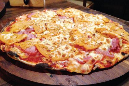 Food: Select your music while you eat pizza at this Bandra eatery