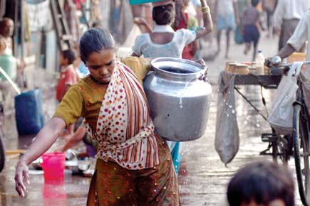 Navi Mumbai residents clueless as city reels under 25% water cut