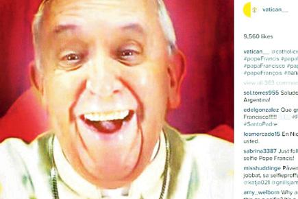 Pope Francisu00e2u0080u0099 'u00c2u0098first selfie' It's a hit, but a hoax