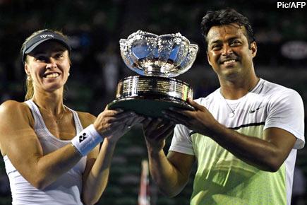 Martina Hingis and Leander Paes win Australian Open mixed title