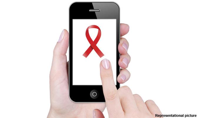 Smartphone dongle detects HIV, syphilis in 15 minutes