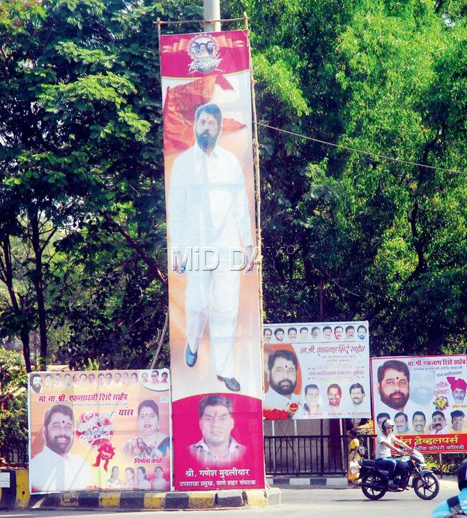 Let them eat cake: Clearly ignoring Shinde’s emotional appeal to help farmers, his followers left no stone unturned to put up illegal hoardings and banners wishing him on his birthday.