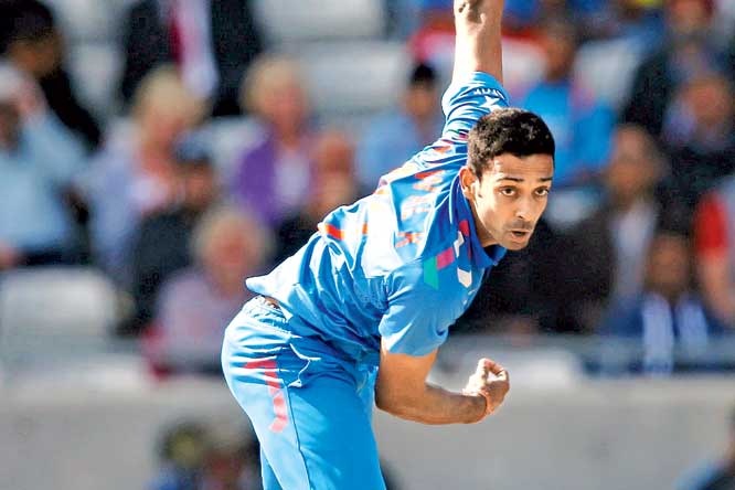 ICC World Cup: Dhawal Kulkarni to stay back as cover for Bhuvneshwar