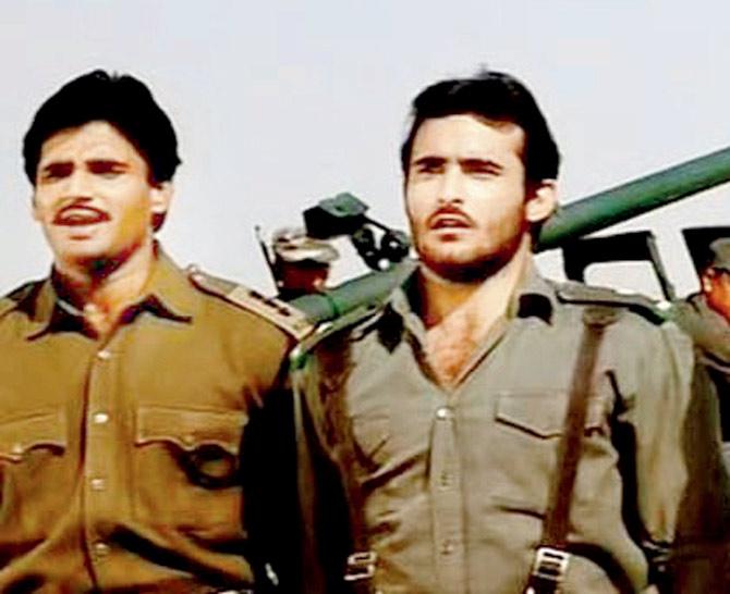 Suniel Shetty and Akshaye Khanna in Border, which was based on the 1971 Indo-Pak War