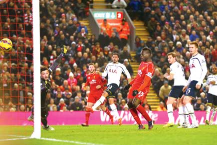 EPL: Mario Balotelli steals the spotlight to down Spurs