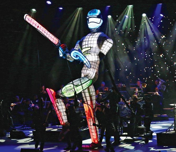 The highlight of the proceedings was an 18-foot illuminated batsman, named ‘The Player’, came on stage in Melbourne.