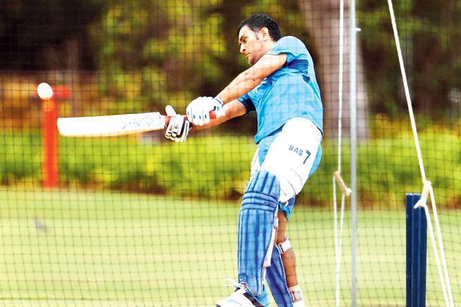 ICC World Cup: Skipper MS Dhoni returns in time for training at Adelaide