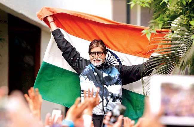 Amitabh Bachchan celebrates India